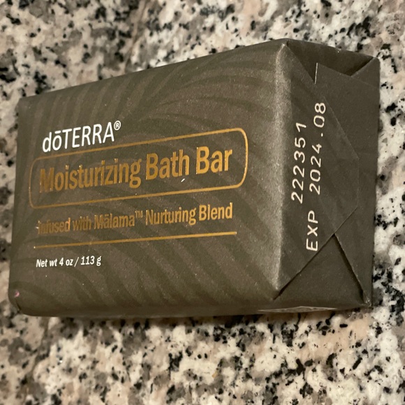 Moisturizing Bath Bar, Infused With Malama Essential Oil — doTERRA - Picture 6 of 10